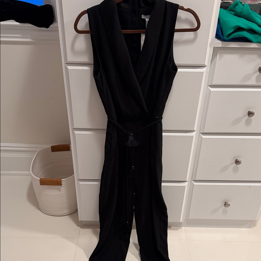 Elegant Black Sleeveless Jumpsuit